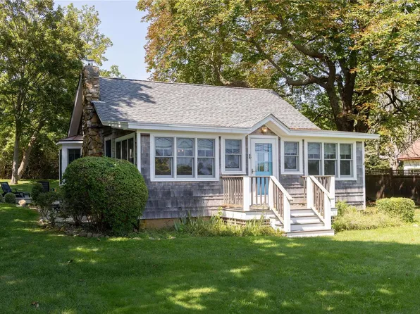 26025 Main Road, Orient, NY 11957