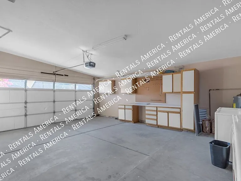 5822 W Abraham Ln — Photo 36