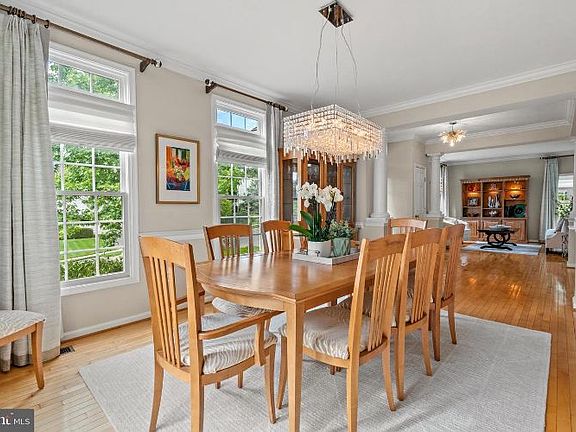3rd image of 6223 Jean Louise Way