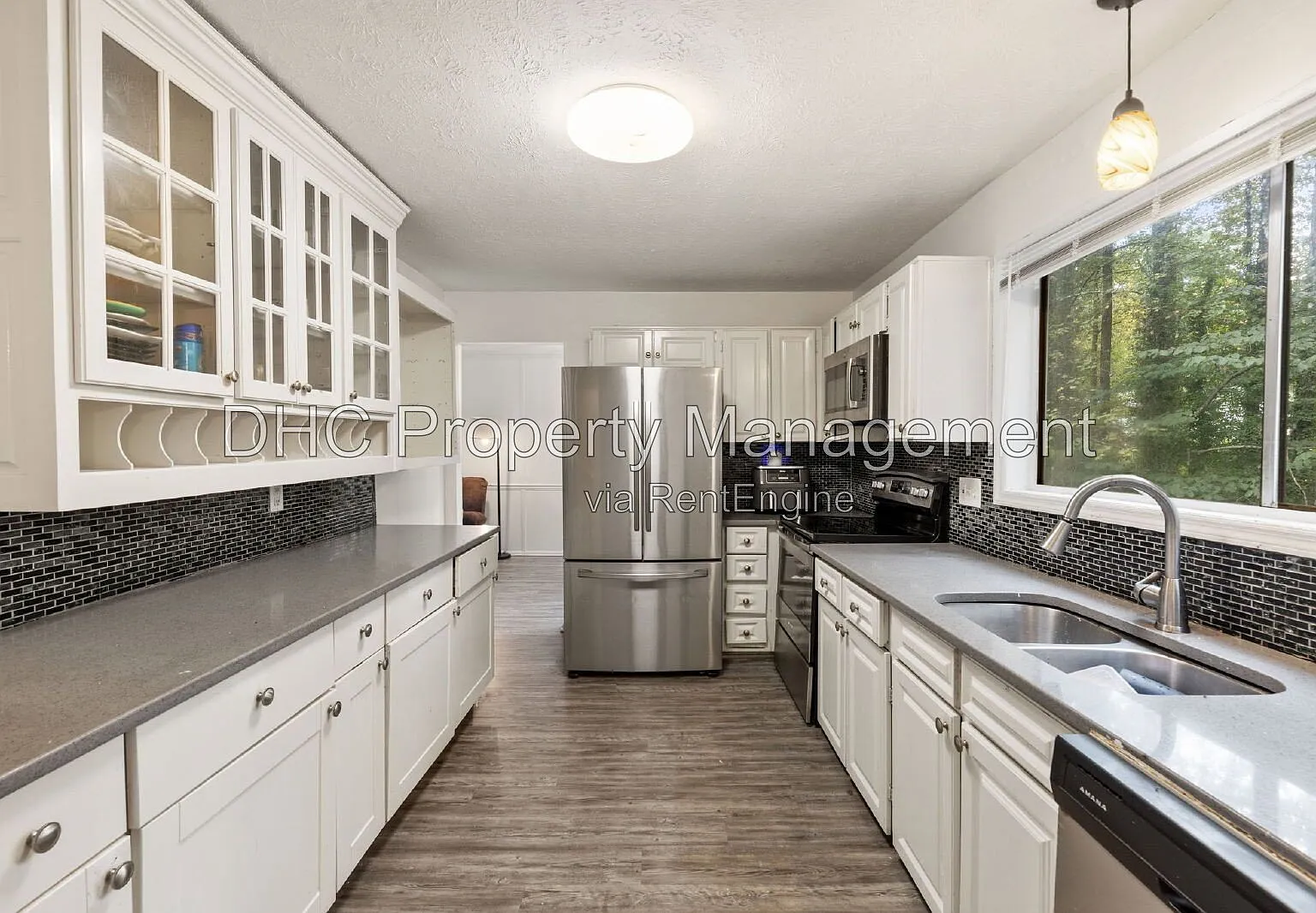 5 bed, 3.0 bath, 1920 sqft, $2,195 — Photo 4