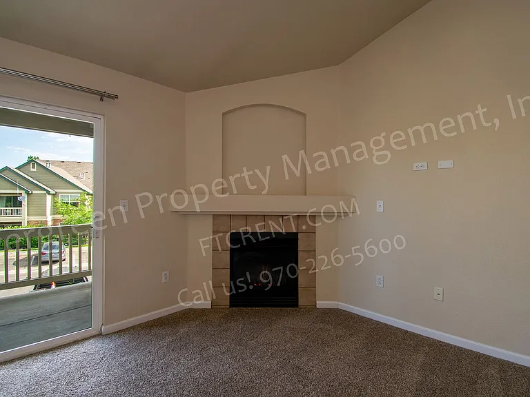 5225 White Willow Dr #M200 — Photo 13