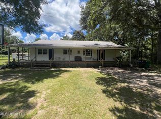 11813 Highway 613, Moss Point, MS 39562