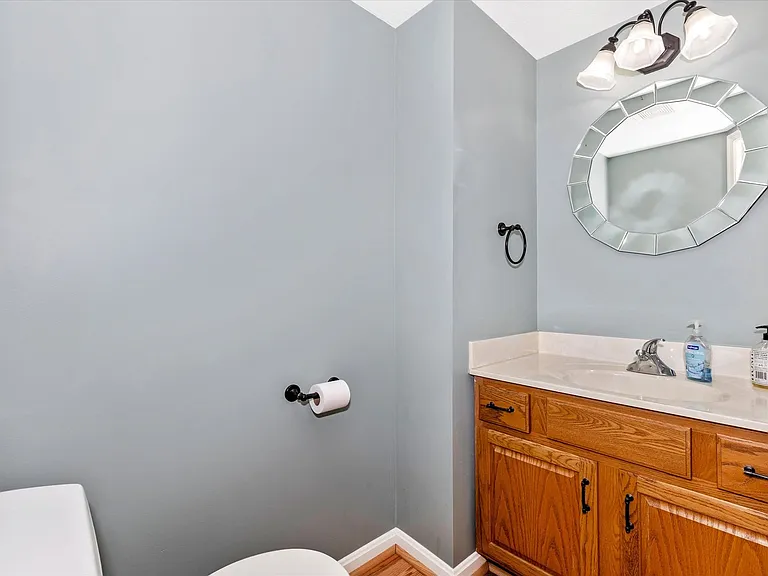 5621 Queen Anne Ct — Photo 14