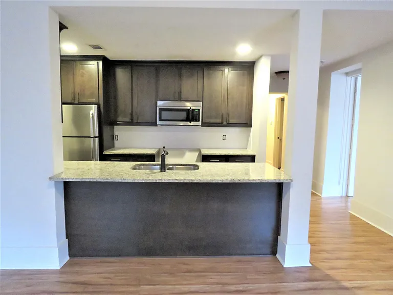 519 E Capitol Ave #3C — Photo 5