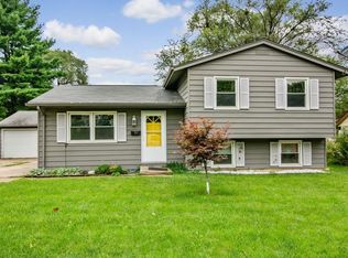 3916 E 39th Ct, Des Moines, IA 50317