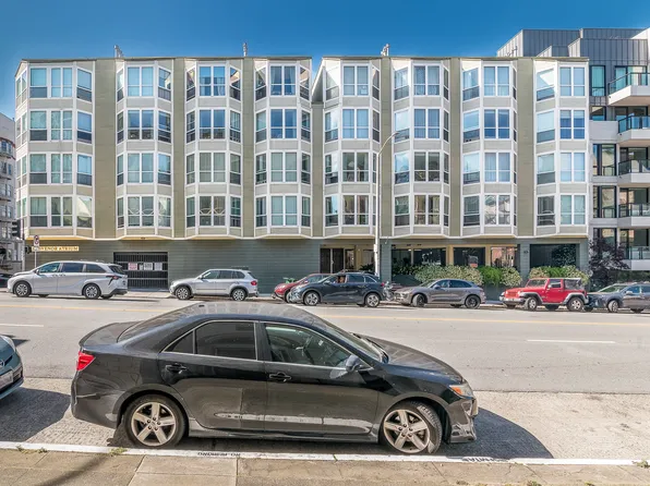 1690 Broadway
