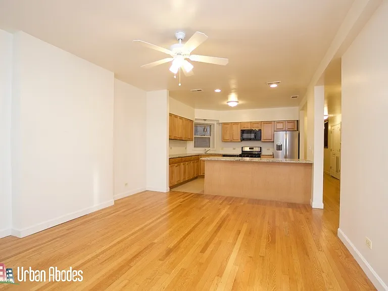 6713 N Sheridan Rd #2N — Photo 4