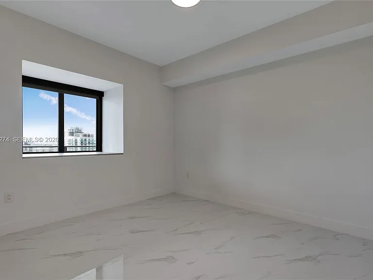 700 NE 24th St #4106 — Photo 17