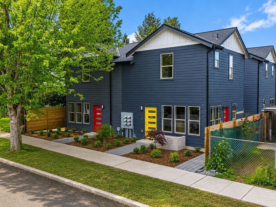 1st image of 4416 S Frontenac Street #B