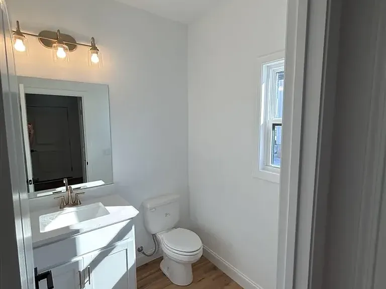 101 Madeline Ct — Photo 5