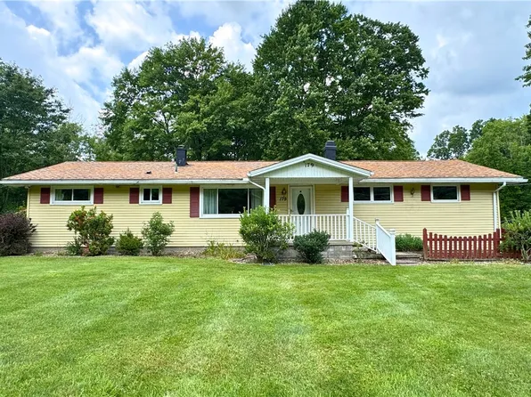 179 Centertown Rd, Grove City, PA 16127