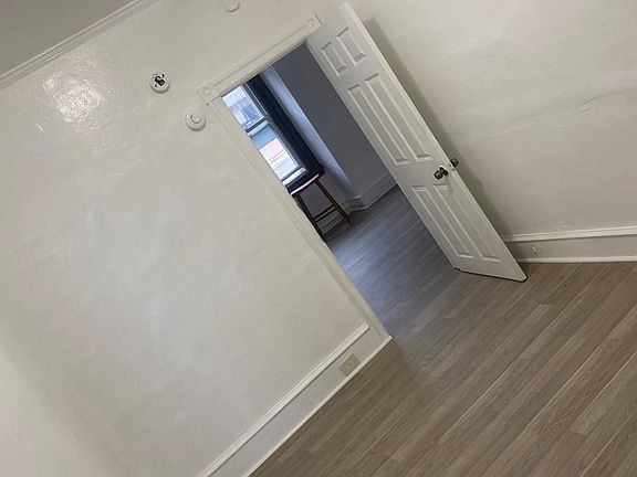 4th image of 5031 Frankford Ave #B