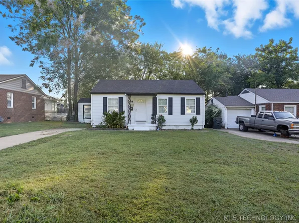 703 S Poplar St, Sapulpa, OK 74066