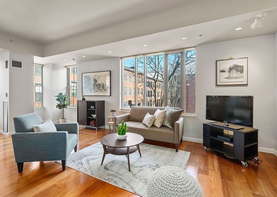 1st image of 23 Bradford St #201