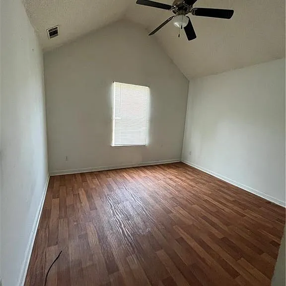 5420 Sapphire Cir — Photo 17