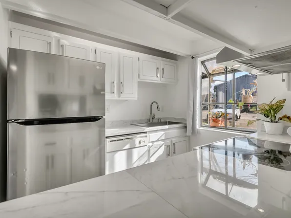 2 5th St NW APT B, Auburn, WA 98001