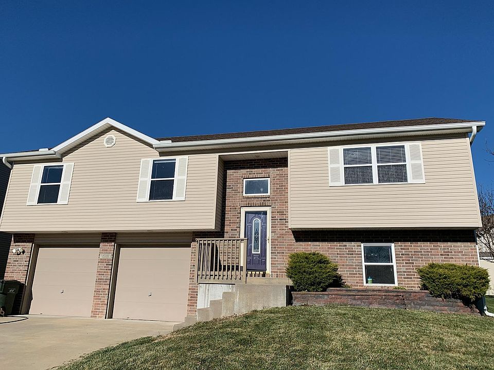 2nd image of 1513 Stoneybrooke Dr