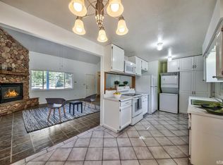 1686 Arapahoe St, South Lake Tahoe, CA
