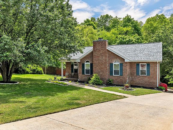 3rd image of 434 Cyprus Ct