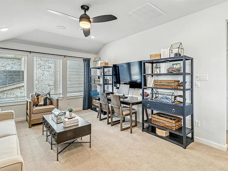 29703 Bur Creek Ln — Photo 31