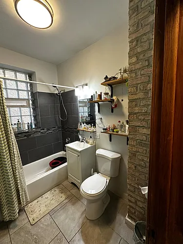2931 W 24th Blvd #1 Photo 1