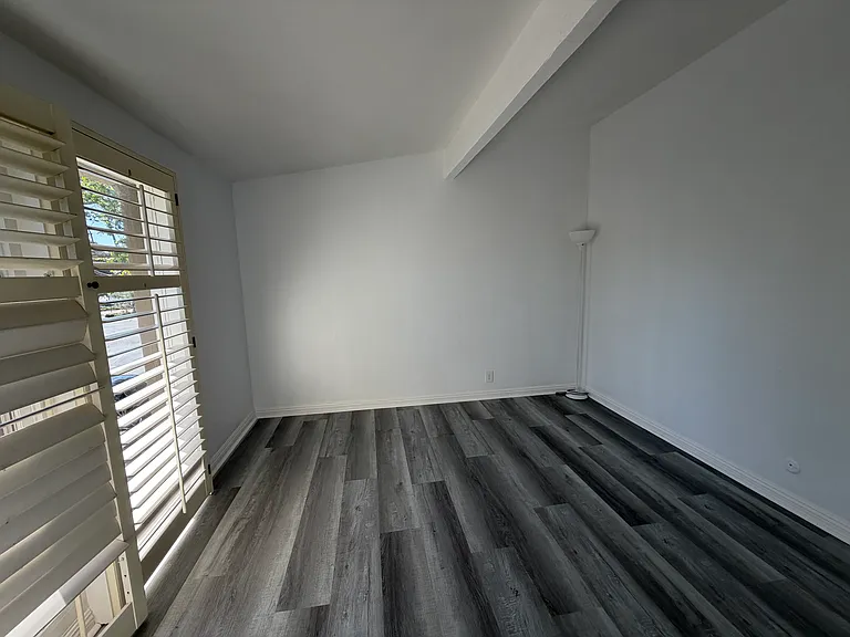 2450 Vista Hogar — Photo 24