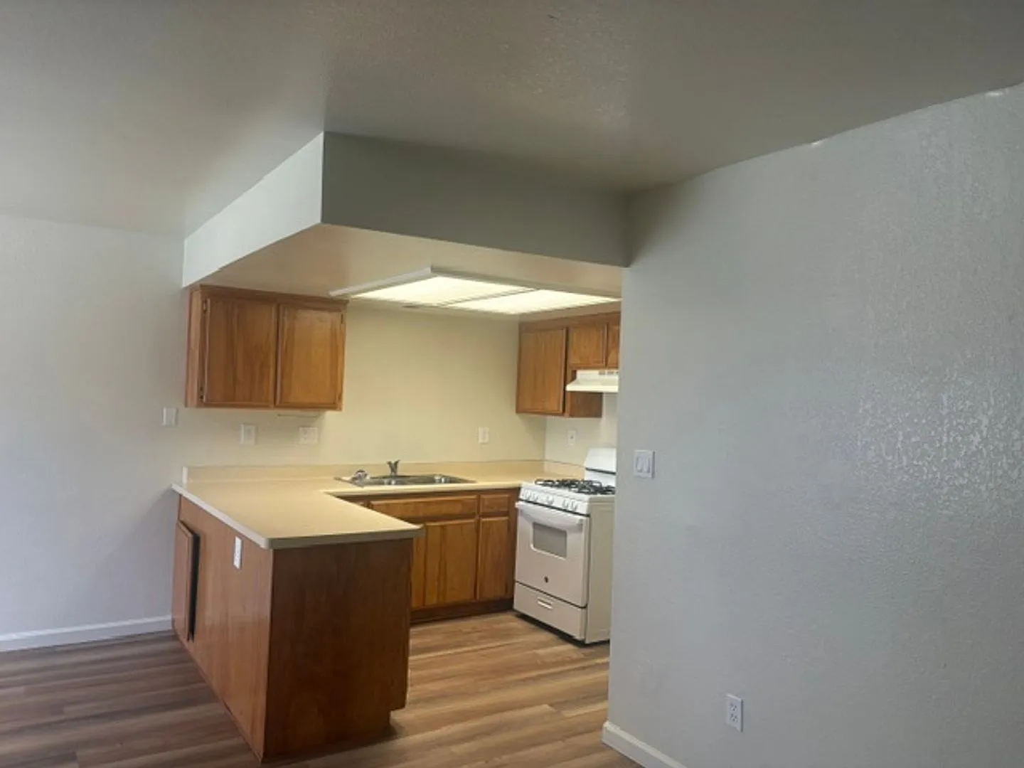 1730 Inyo St — Photo 4
