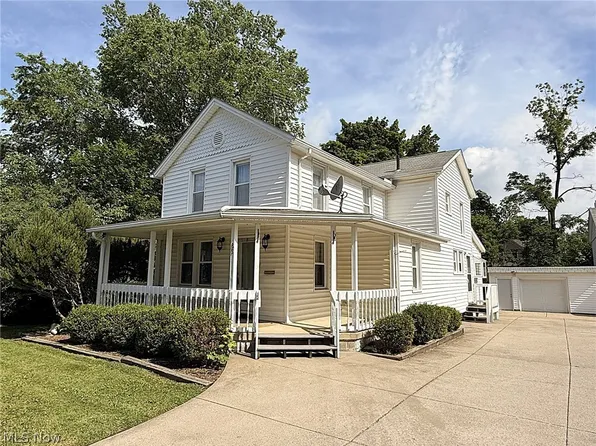 85 Maple Dr, Hudson, OH 44236