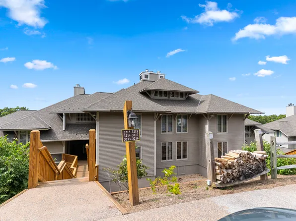 3217 N Ridge Ln, Roseland, VA 22967