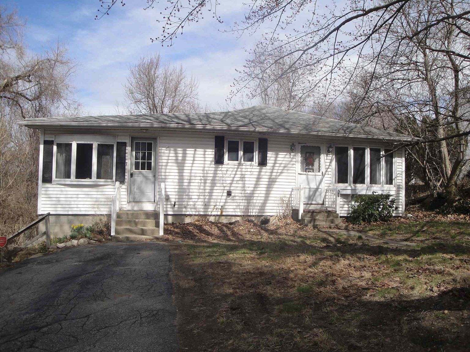 355 W Mitchell Street, Manchester, NH 03103 Zillow
