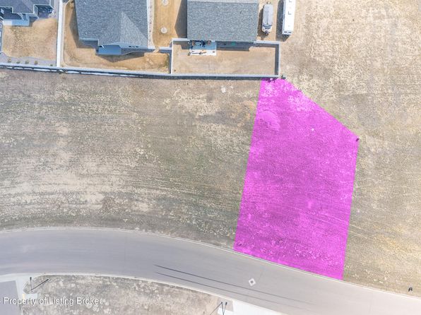 LOT 2 Wahl St, Dickinson, ND 58601