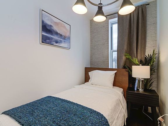 5th image of 644 Park Pl APT 3