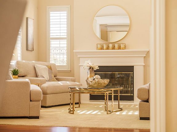 5th image of 4800 Shady Meadows Pl