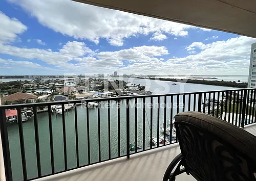 51 Island Way Photo 1