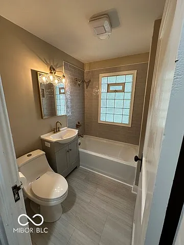 5807 Lowell Ave #5805 — Photo 23