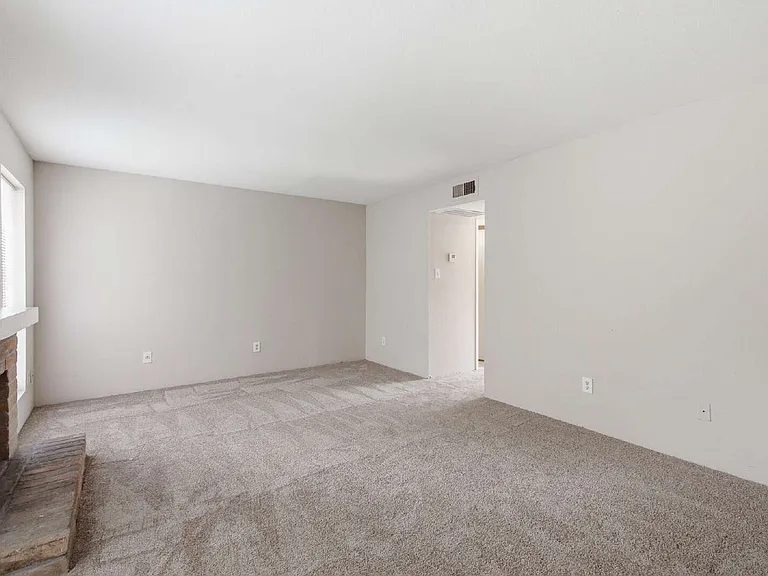 2120 Wilcrest Dr #108 — Photo 9
