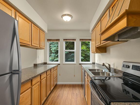 4th image of 9542 Redmond Woodinville Rd NE #9538