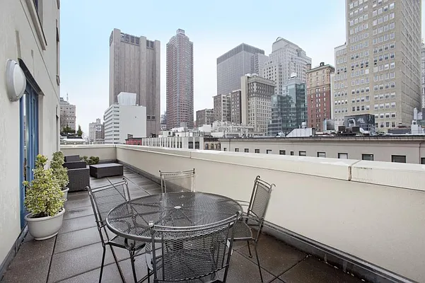 Rented by Olshan Realty | media 11