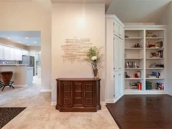 8664 N May Ave #21B, Oklahoma City, OK 73120