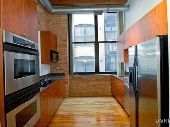 2nd image of 525 W Superior St APT 327