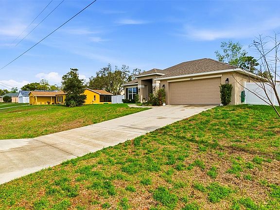 4th image of 12181 Topaz St