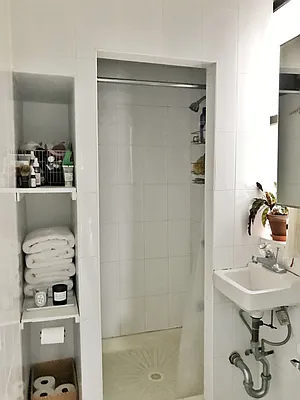 Rented by NOVO | media 10