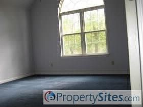3rd image of 105 Tulip Poplar Ct
