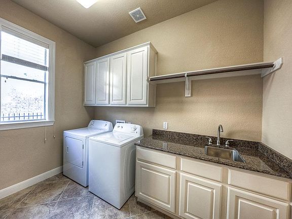 4th image of 82 W Cove View Trl