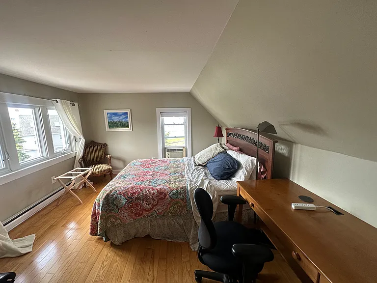 286 Front St — Photo 23