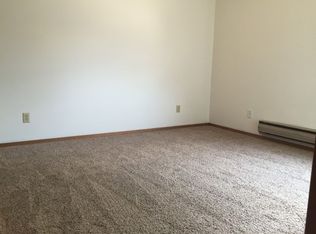 520 7th St S APT 2, La Crosse, WI 54601