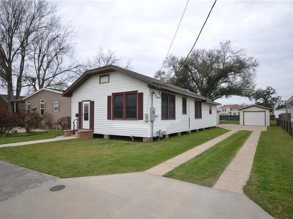 49 Apple St, Norco, LA 70079