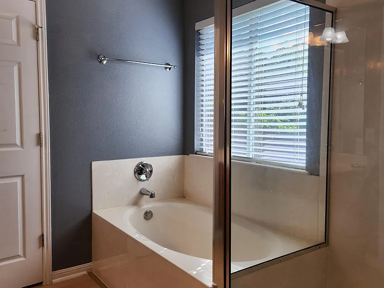 717 Sheraton Ave — Photo 26