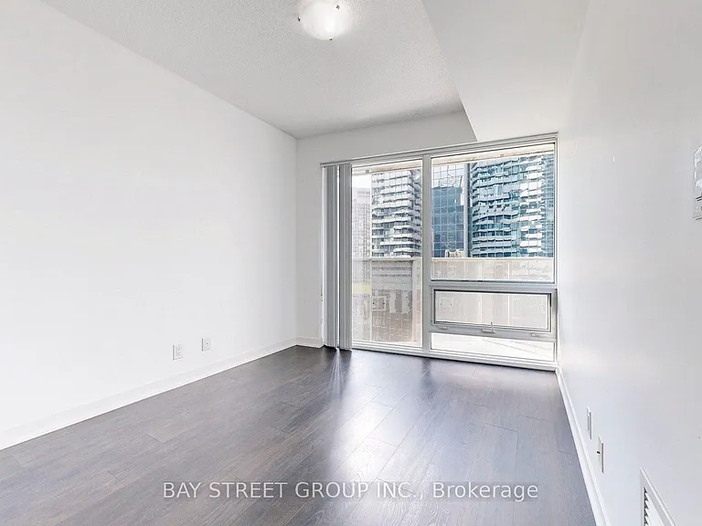 100 Harbour St #1210 — Photo 13