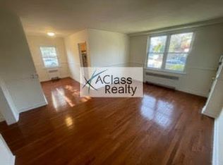 36-44 213th St #1, Bayside, NY 11361